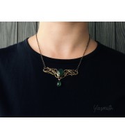 Green elf necklace