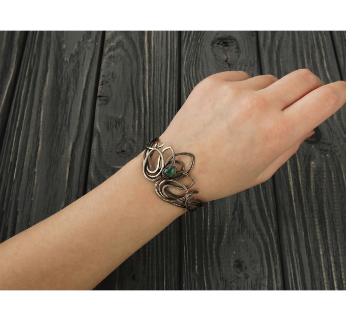 Wirework lotus bangle