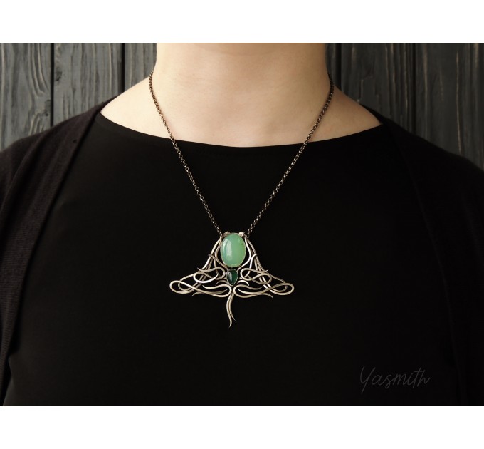 Chrysoprase manta ray necklace