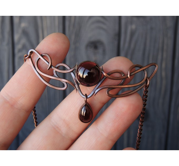 Forehead jewelry piece
