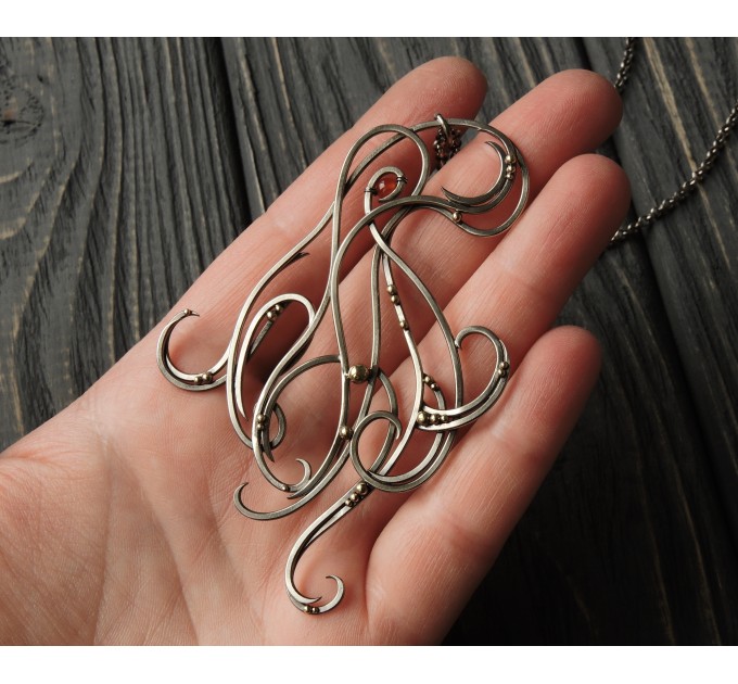 Kracken pendant
