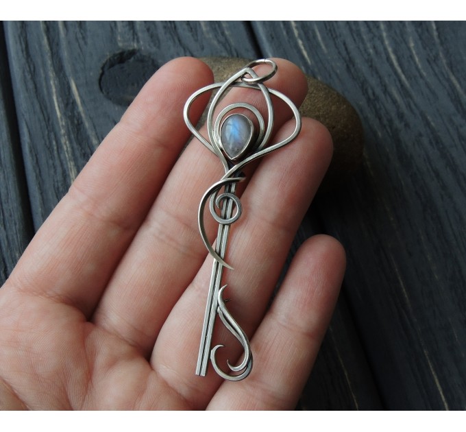 Elf cosplay pendant