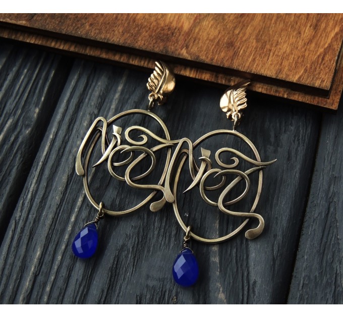 Personalized word necklace