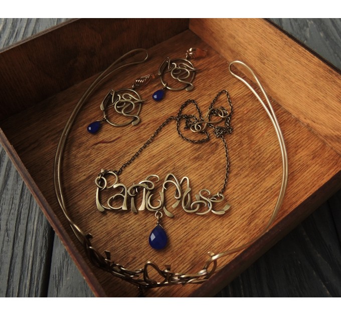 Personalized word necklace